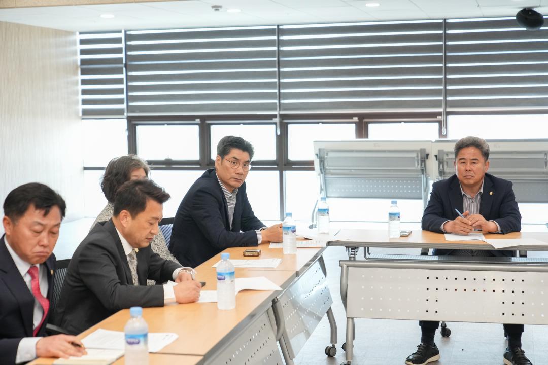'행정복지위원회 현장방문' 게시글의 사진(8) '08 20230403_(0262)_행정복지위원회 기관 방문_DSC00499.jpg'