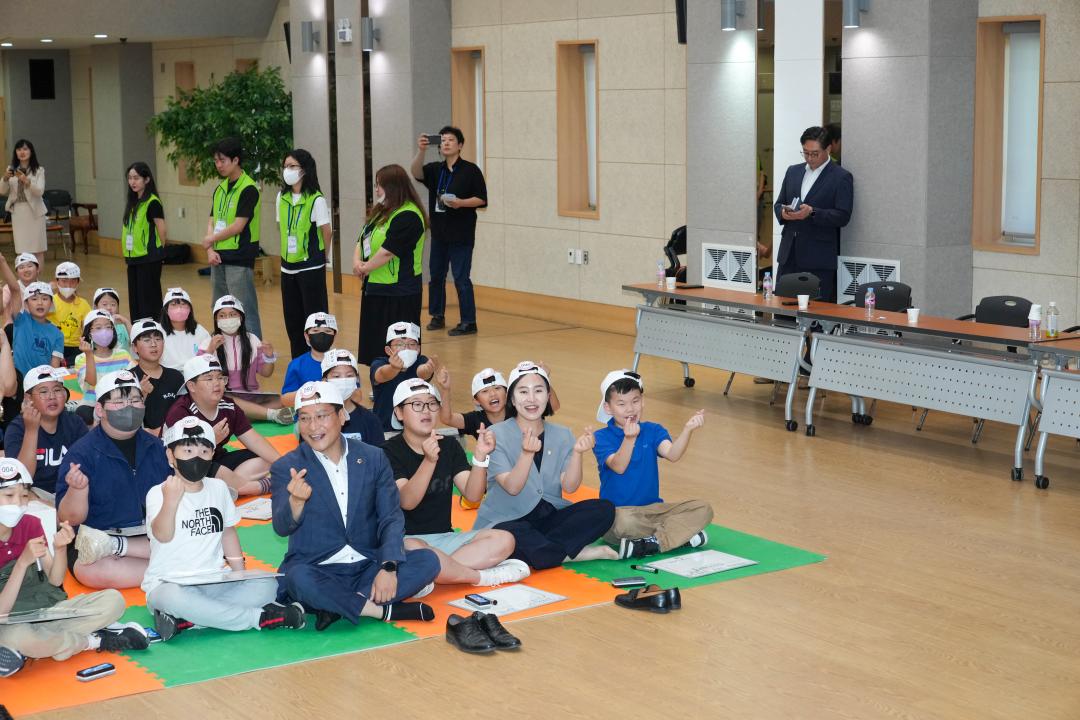 '제1회 경주시 도전! 아동권리 골든벨' 게시글의 사진(5) '10 20230525_(0632)_제1회 경주시 도전! 아동권리 골든벨_DSC08191.jpg'