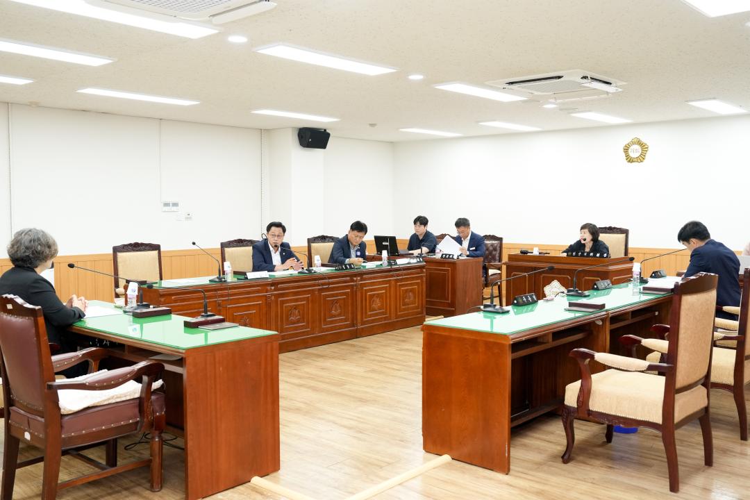 '의원연구단체 운영 심의위원회 개최' 게시글의 사진(6) 'DSC03321.jpg'