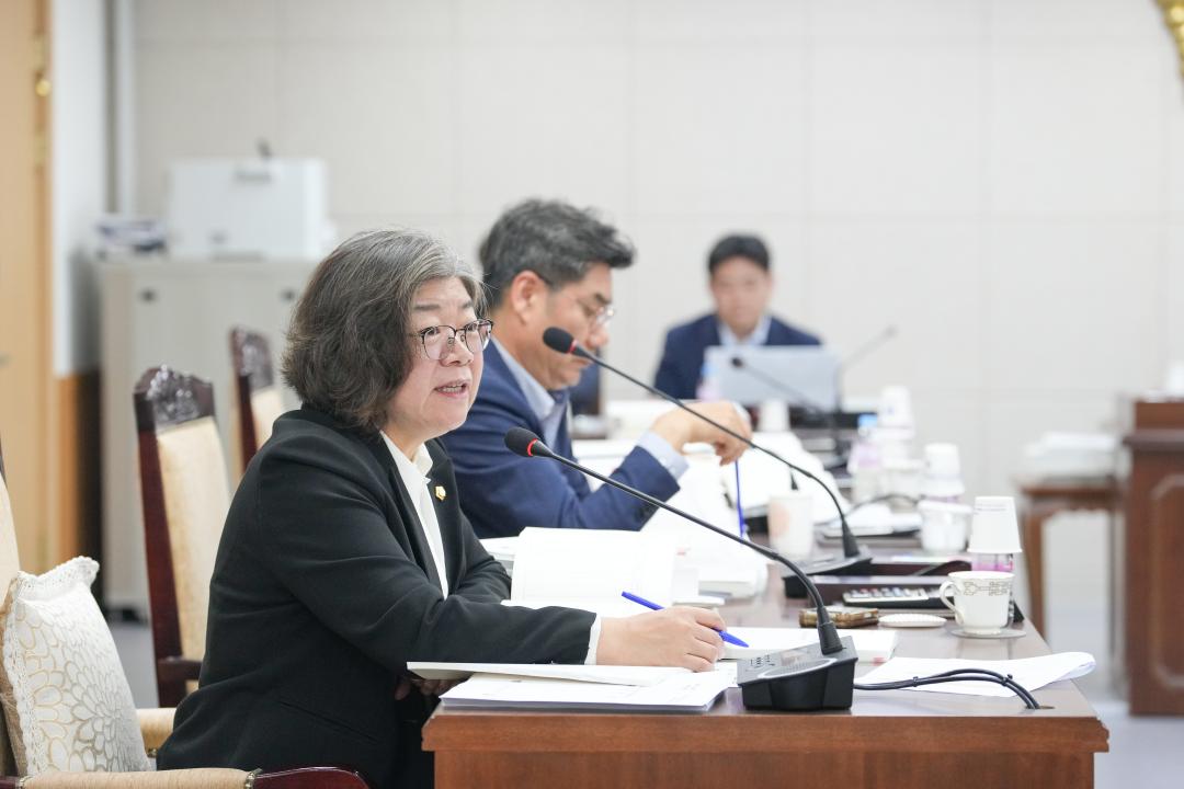 '제275회 경주시의회 임시회 중 예산결산특별위원회' 게시글의 사진(7) '07 20230501_(0217)_제275회 경주시의회 임시회 중 제1차 예산결산특별위원회_DSC02604.jpg'