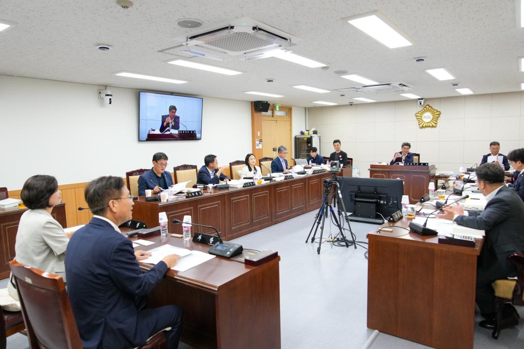 '제277회 경주시의회 임시회  예산결산특별위원회' 게시글의 사진(3) '03 20230907_(0565)_제277회 경주시의회 임시회 중 제1차 예산결산특별위원회_DSC03442.jpg'