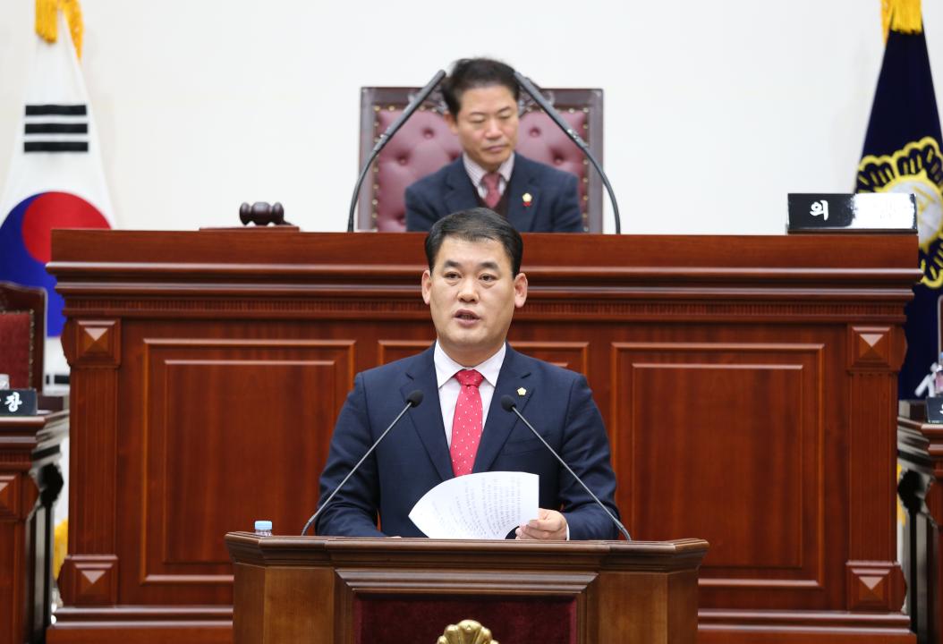 '제247회 제2차 정례회 제4차 본회의(5분발언 및 시정질문)' 게시글의 사진(1) '19_12_20_13_08_178982.JPG'