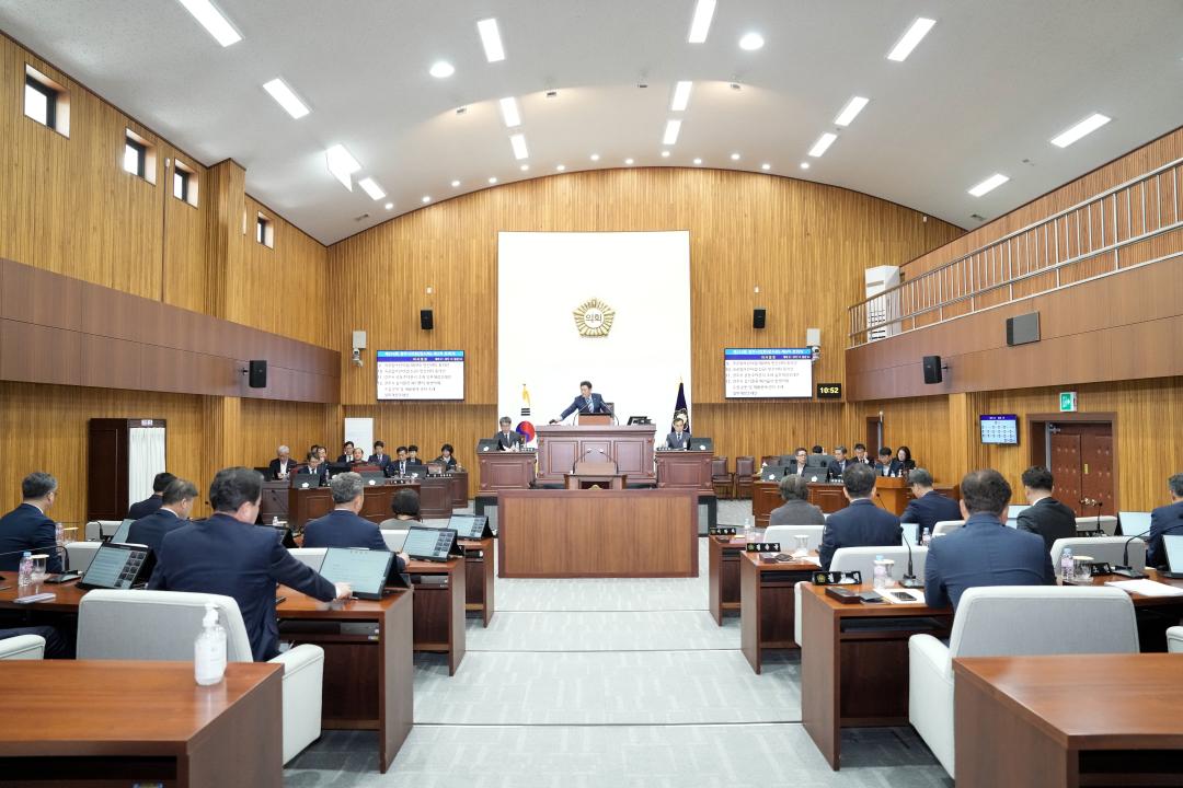 '제274회 경주시의회 임시회 제2차 본회의' 게시글의 사진(2) '2.jpg'