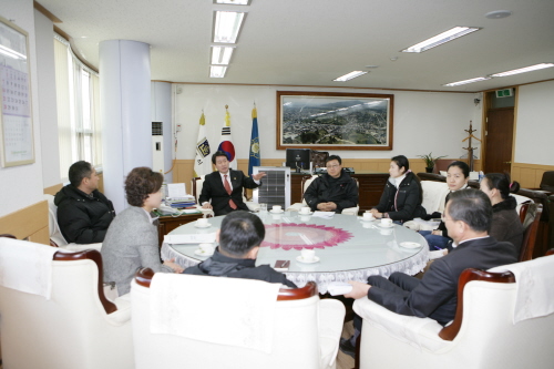 일반노조간부 및 전 신라국악예술단원 의장실 방문