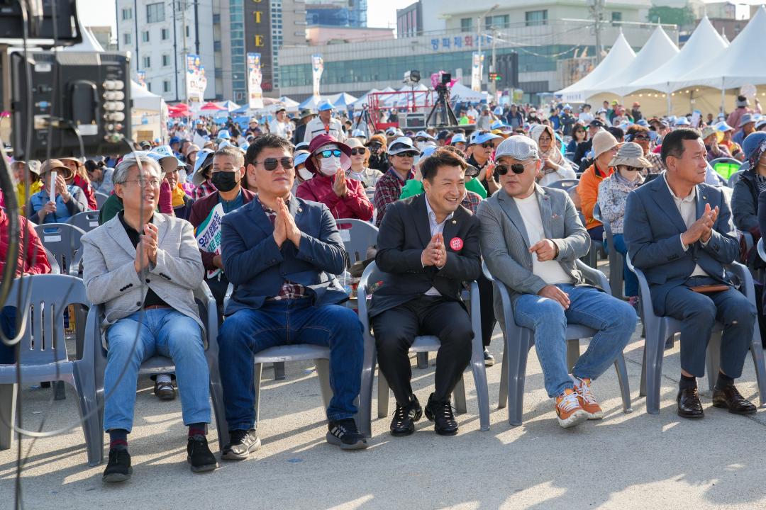 '제3회 경주 감포항 가자미 축제' 게시글의 사진(16) '20240427_(0109)_제3회 경주 감포항 가자미 축제_DSC05795.jpg'