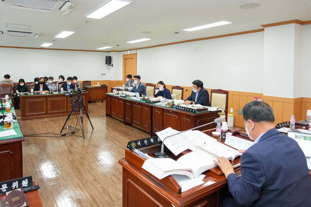 '제270회 임시회 문화도시위원회 회의' 게시글의 사진(12) '20220808_(415)_제270회 임시회 문화도시윙원회 1차 회의_DSC09739.jpg'