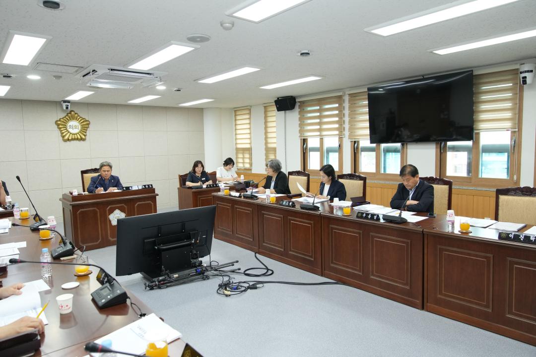 '국책추진·원전특별위원회 간담회 및 제283회 임시회 폐회 중 제1차 국책추진·원전특별위원회 회의' 게시글의 사진(11) '20240814_(0627)_국책추진·원전특별위원회 간담회 및 제283회 임시회 폐회 중 제1차 국책추진·원전특별위원회 회의_DSC06214.jpg'
