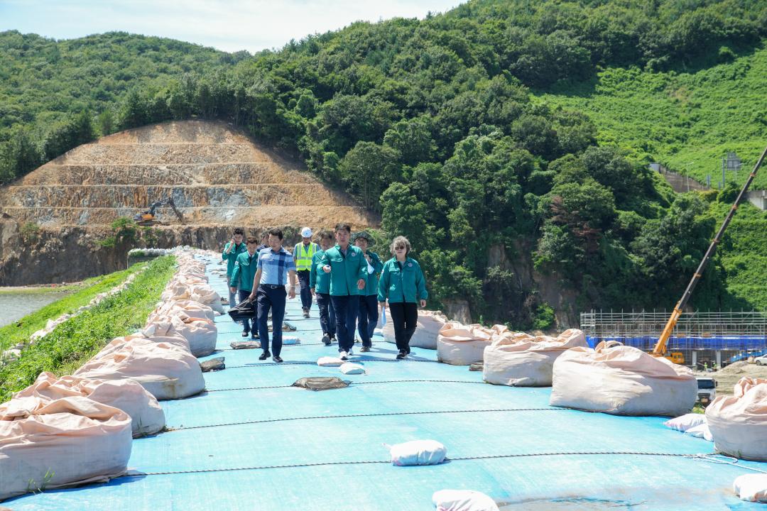 '문화도시위원회 현장방문' 게시글의 사진(29) '20240722_(0139)_문화도시위원회 현장방문(왕신저수지)_DSC09157.jpg'