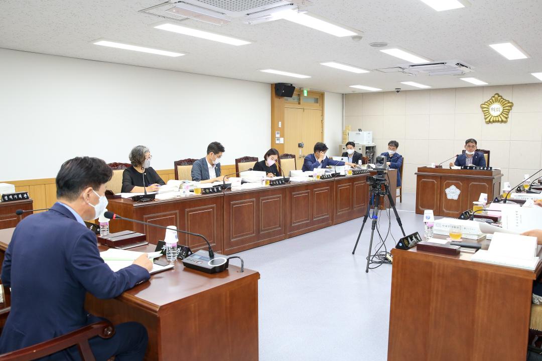 '제270회 임시회 예산결산특별위원회 1차 회의' 게시글의 사진(4) '20220810_제270회 임시회 예산결산특별위원회 1차 회의 (12).jpg'