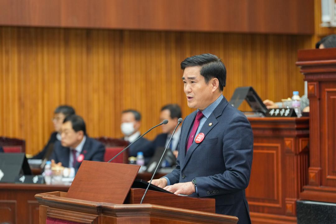 '제279회 경주시의회 제2차 정례회 제3차 본회의' 게시글의 사진(9) '20231220_(0270)_제279회 경주시의회 제2차 정례회 제3차 본회의_DSC06298.jpg'