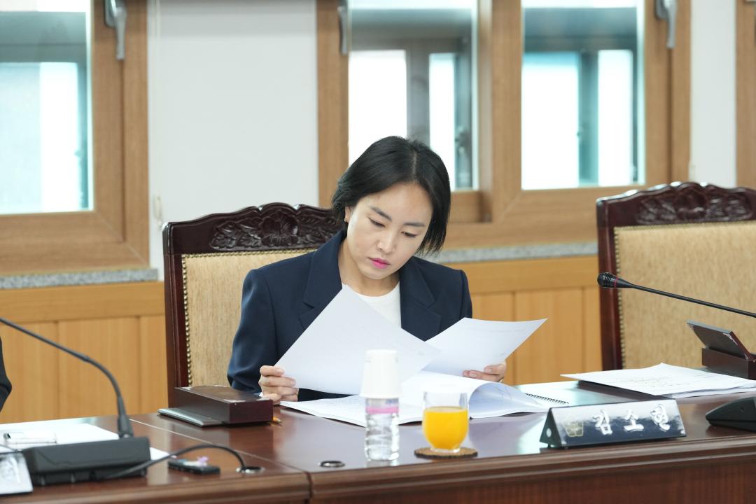 '국책추진·원전특별위원회 간담회 및 제283회 임시회 폐회 중 제1차 국책추진·원전특별위원회 회의' 게시글의 사진(7) '20240814_(0636)_국책추진·원전특별위원회 간담회 및 제283회 임시회 폐회 중 제1차 국책추진·원전특별위원회 회의_DSC06223.jpg'