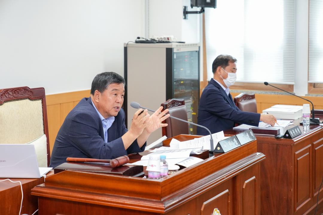 '제270회 임시회 문화도시위원회 회의' 게시글의 사진(2) '20220808_(349)_제270회 임시회 문화도시윙원회 1차 회의_DSC09526.jpg'