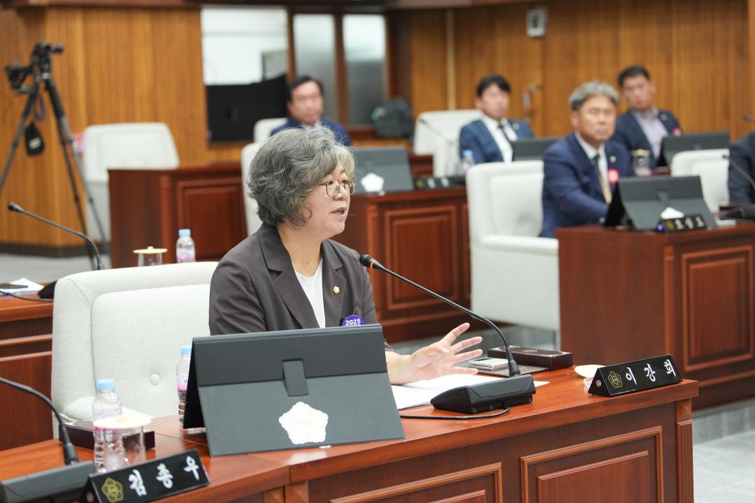 '제282회 경주시의회 제1차 정례회 제2차 본회의' 게시글의 사진(29) '20240627_(0312)_제282회 경주시의회 제1차 정례회 제2차 본회의_DSC02166.jpg'