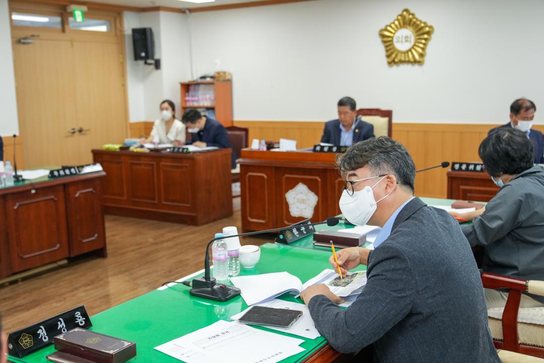 '문화도시위원회 간담회' 게시글의 사진(8) '20220801_(052)_문화도시위원회 간담회_DSC07787.jpg'