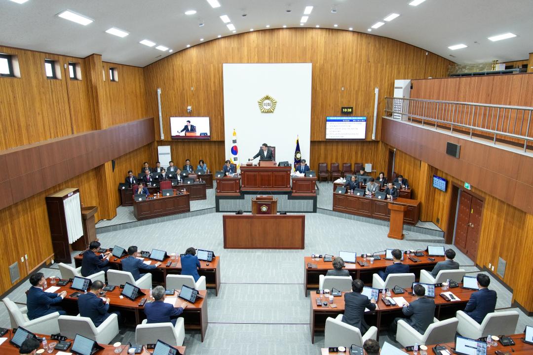 제293회 경주시의회 임시회 중 제2차 본회의