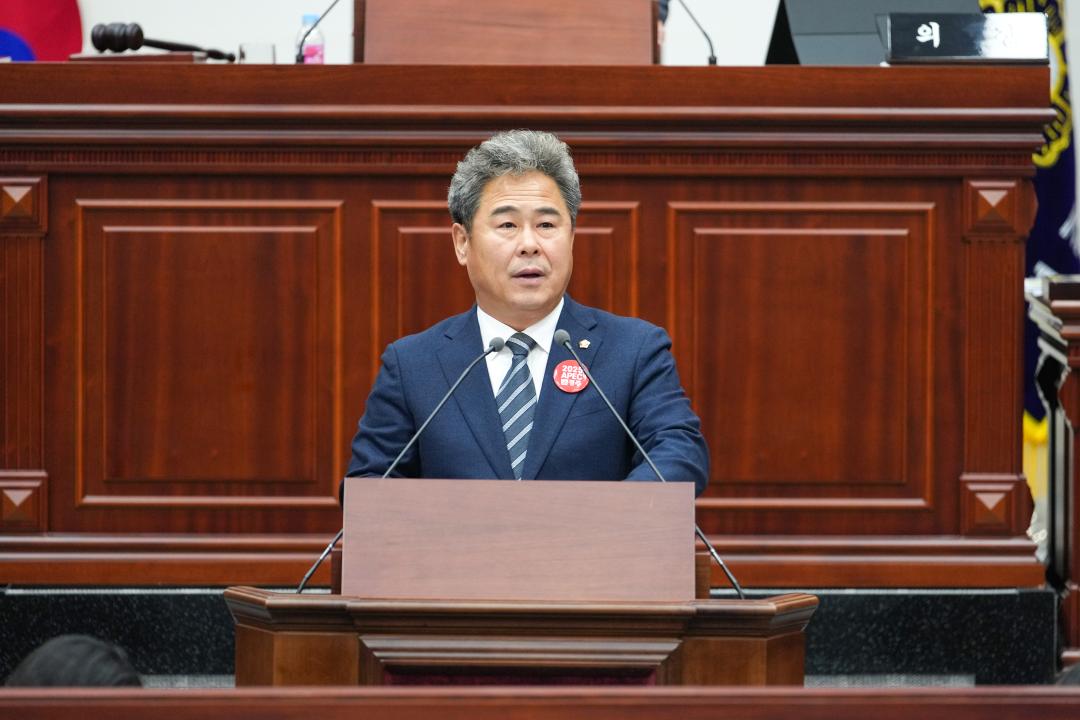 '제279회 경주시의회 제2차 정례회 제3차 본회의' 게시글의 사진(6) '20231220_(0202)_제279회 경주시의회 제2차 정례회 제3차 본회의_DSC06230.jpg'