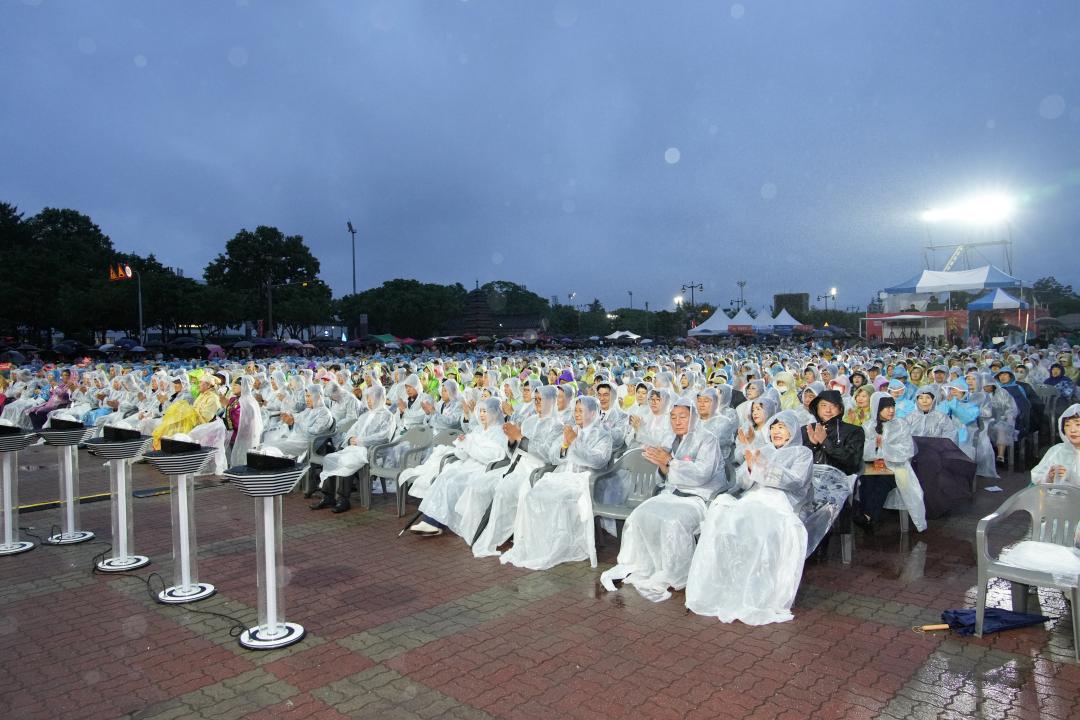 '제17회 경주시민의 날' 게시글의 사진(5) '05 20240608_(0197)_제17회 경주시민의 날_DSC07156.jpg'