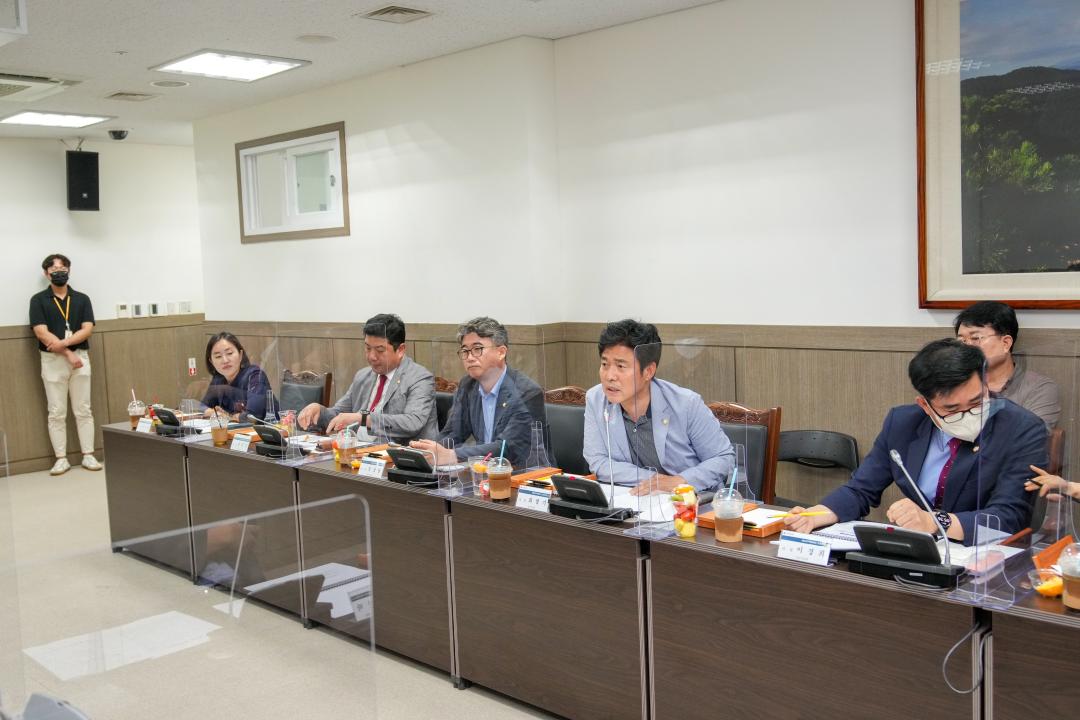 '문화도시위원회 현장방문' 게시글의 사진(16) '20220801_(339)_문화도시위원회 현장방문(예술의 전당)_DSC08046.jpg'