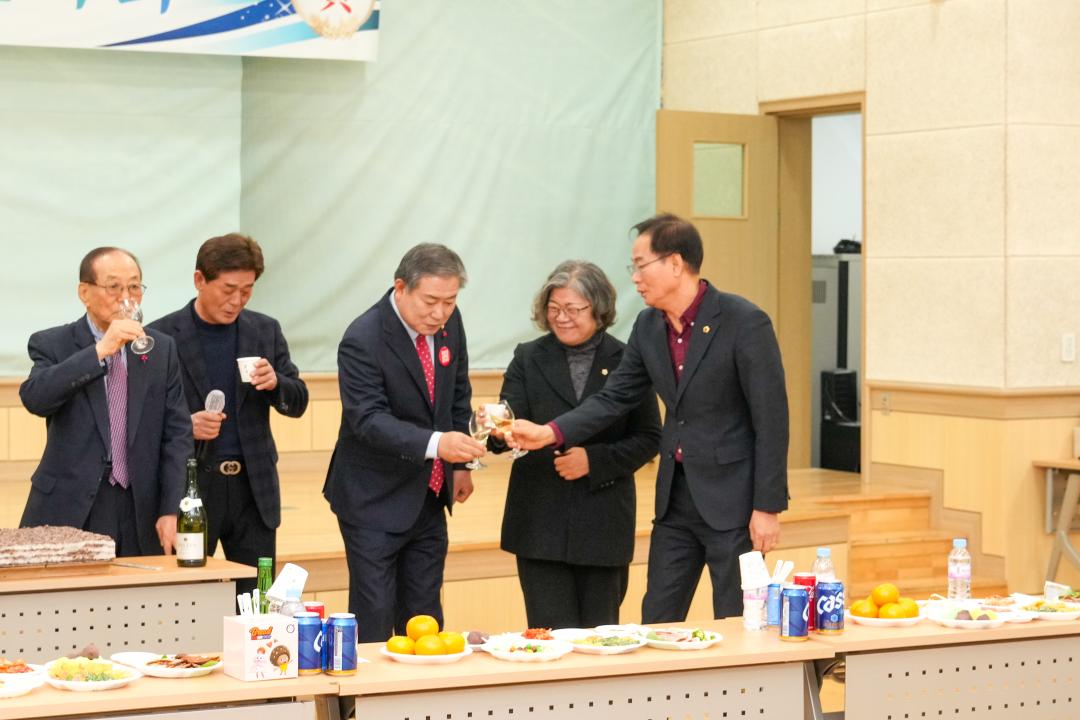 '안강 JC 특우회 신년인사회' 게시글의 사진(23) '20240105_(0301)_안강 JC 특우회 신년인사회_DSC09492.jpg'