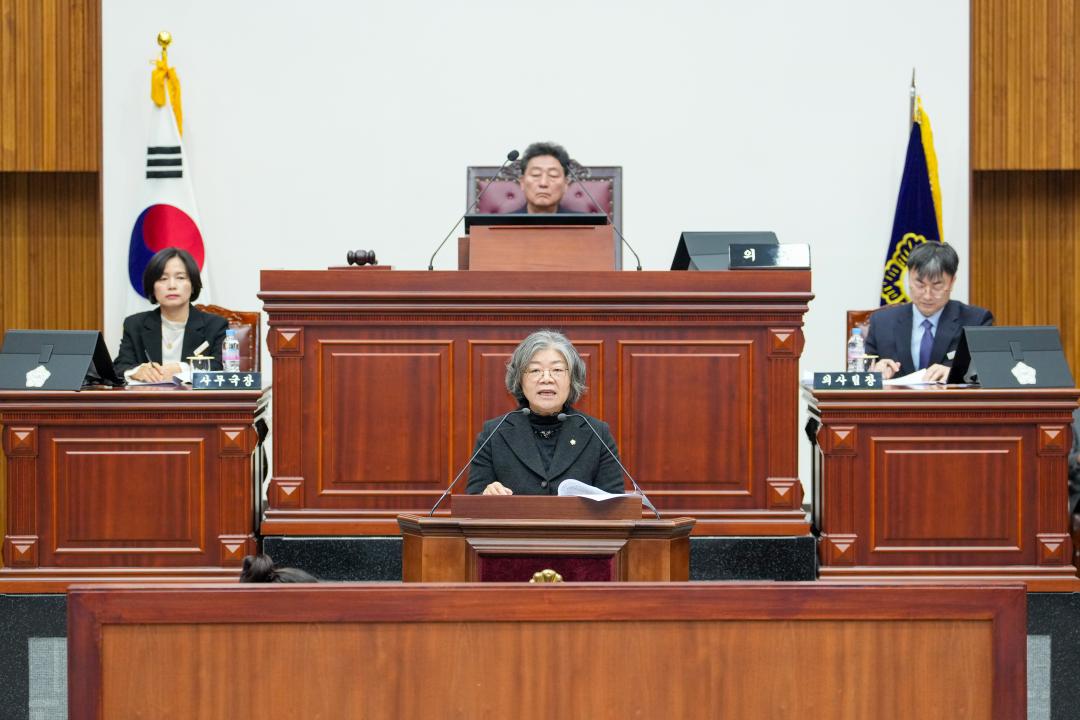 '제287회 경주시의회 제2차 정례회 중 제4차 본회의' 게시글의 사진(11) '20241220_(0116)_제287회 경주시의회 제2차 정례회 중 제4차 본회의_DSC09616.jpg'
