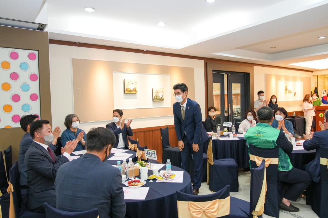 '2022 새마을 여인상 시상식 및 새마을여성봉사자실천대회' 게시글의 사진(17) '20220722_(526)_2022 새마을 여인상 시상식 및 새마을여성봉사자실천대회_DSC05772.jpg'