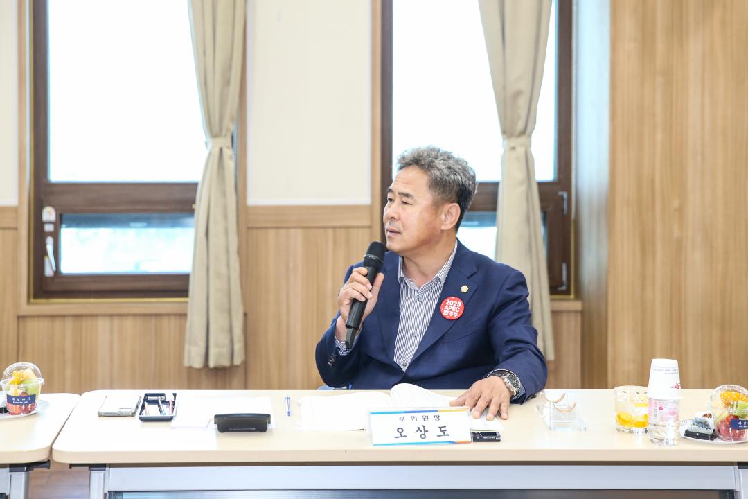 '행정복지위원회 행정사무감사(황성동, 동천동)' 게시글의 사진(12) '20230620_(0819)_행정복지위원회 행정사무감사(황성동)_A21Q1743.jpg'