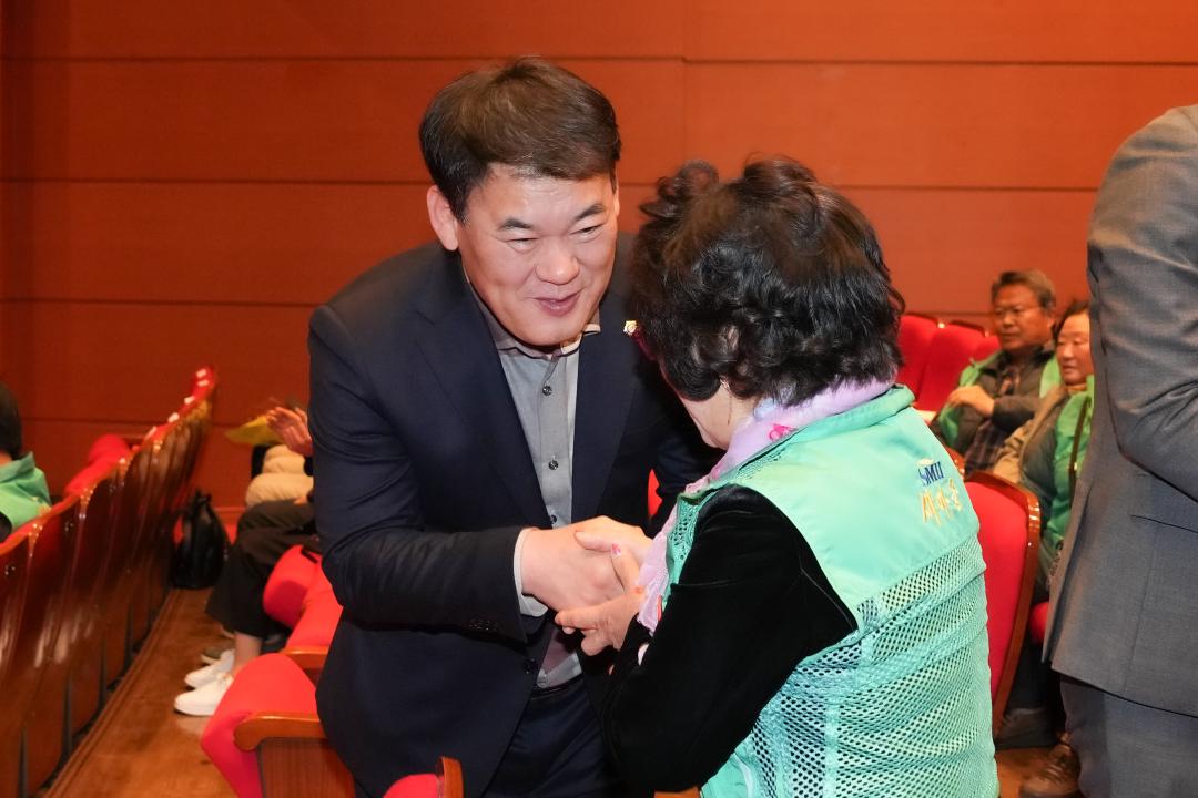 '경주시새마을회 회장단 이. 취임식' 게시글의 사진(11) '20240322_ 경주시새마을회 회장단 이. 취임식 (6).jpg'