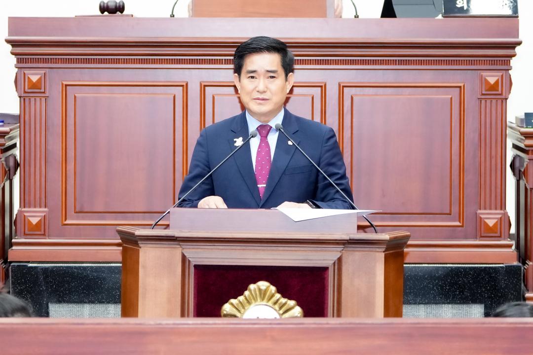 제290회 경주시의회 임시회 제 1차 본회의, 전체의원간담회