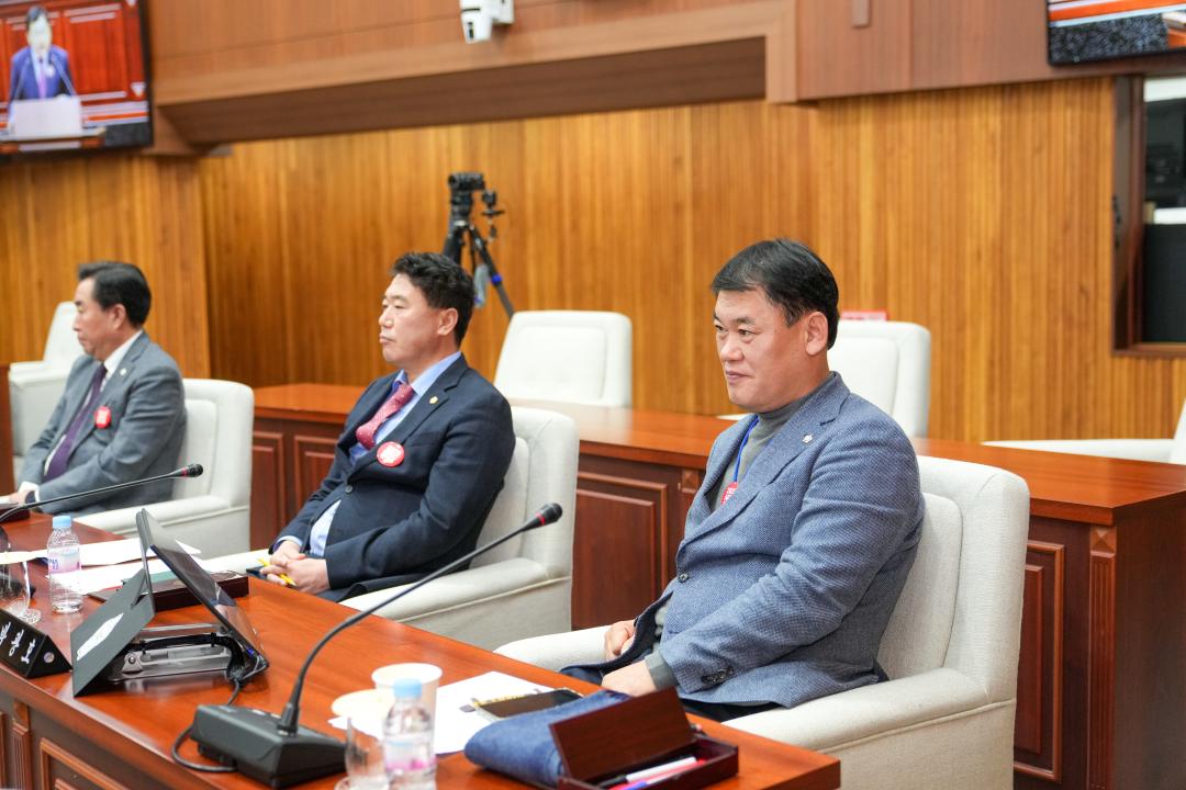 '제279회 경주시의회 제2차 정례회 제3차 본회의' 게시글의 사진(33) '20231220_(0601)_제279회 경주시의회 제2차 정례회 제3차 본회의_DSC06632.jpg'