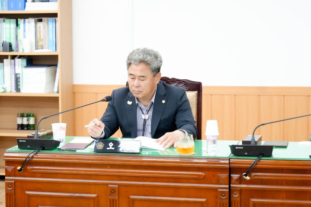 의회운영위원회 행정사무감사[의회사무국]