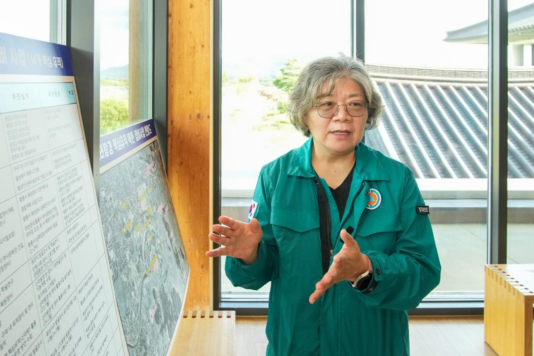 '문화도시위원회 현장방문' 게시글의 사진(34) '20240724_(0425)_문화도시위원회 현장방문(황룡사역사문화관)_DSC00112.jpg'