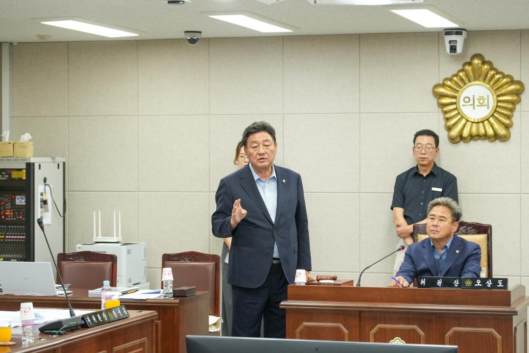 '국책추진·원전특별위원회 간담회 및 제283회 임시회 폐회 중 제1차 국책추진·원전특별위원회 회의' 게시글의 사진(2) '20240814_(0594)_국책추진·원전특별위원회 간담회 및 제283회 임시회 폐회 중 제1차 국책추진·원전특별위원회 회의_DSC06180.jpg'