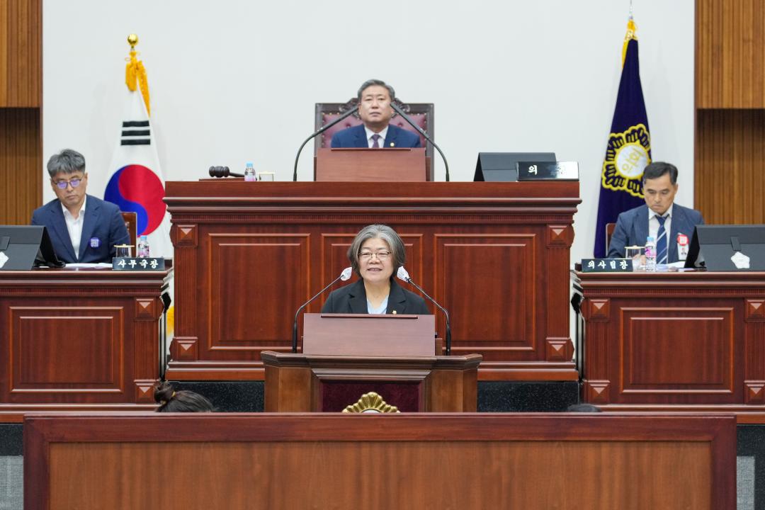 '제276회 경주시의회 제1차 정례회 제2차, 3차 본회의' 게시글의 사진(38) '20230623_(0088)_제276회 경주시의회 제1차 정례회 제3차 본회의_DSC08602.jpg'