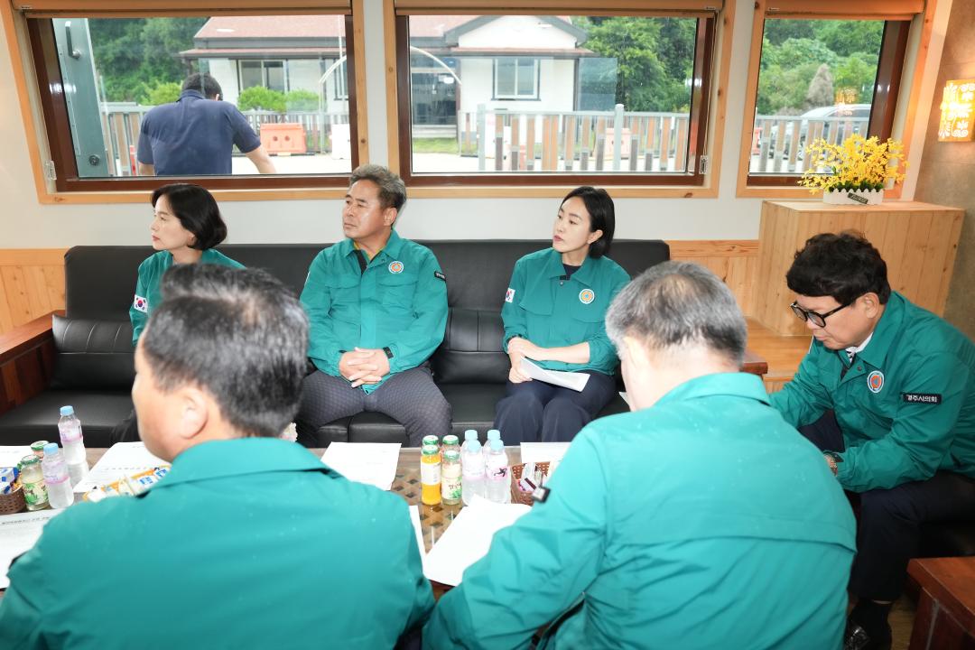 '경제산업위원회 현장방문(해양복합행정성 운영 현황, 나정고운모레해변)' 게시글의 사진(5) '20240719_ 경제산업위원회 현장방문 (8).jpg'