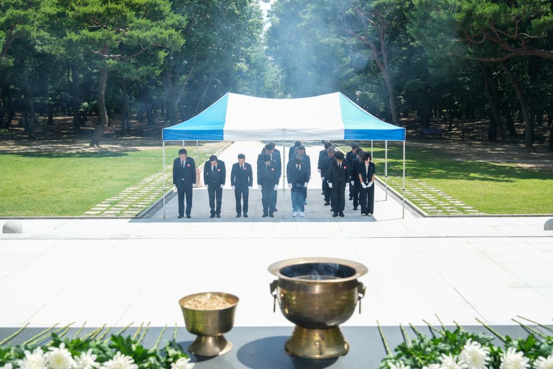 '충혼탑 참배' 게시글의 사진(51) '20240705_(0603)_충혼탑 참배_DSC05022.jpg'