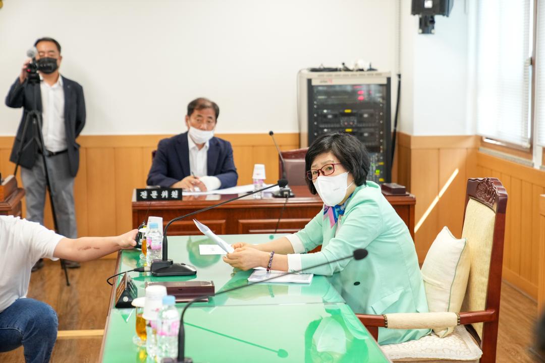 '문화도시위원회 간담회' 게시글의 사진(5) '20220822_(035)_문화도시위원회 간담회_DSC01270.jpg'