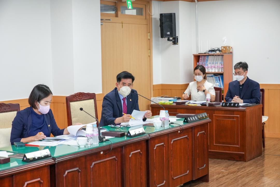 '문화도시위원회 간담회' 게시글의 사진(10) '20220801_(076)_문화도시위원회 간담회_DSC07812.jpg'