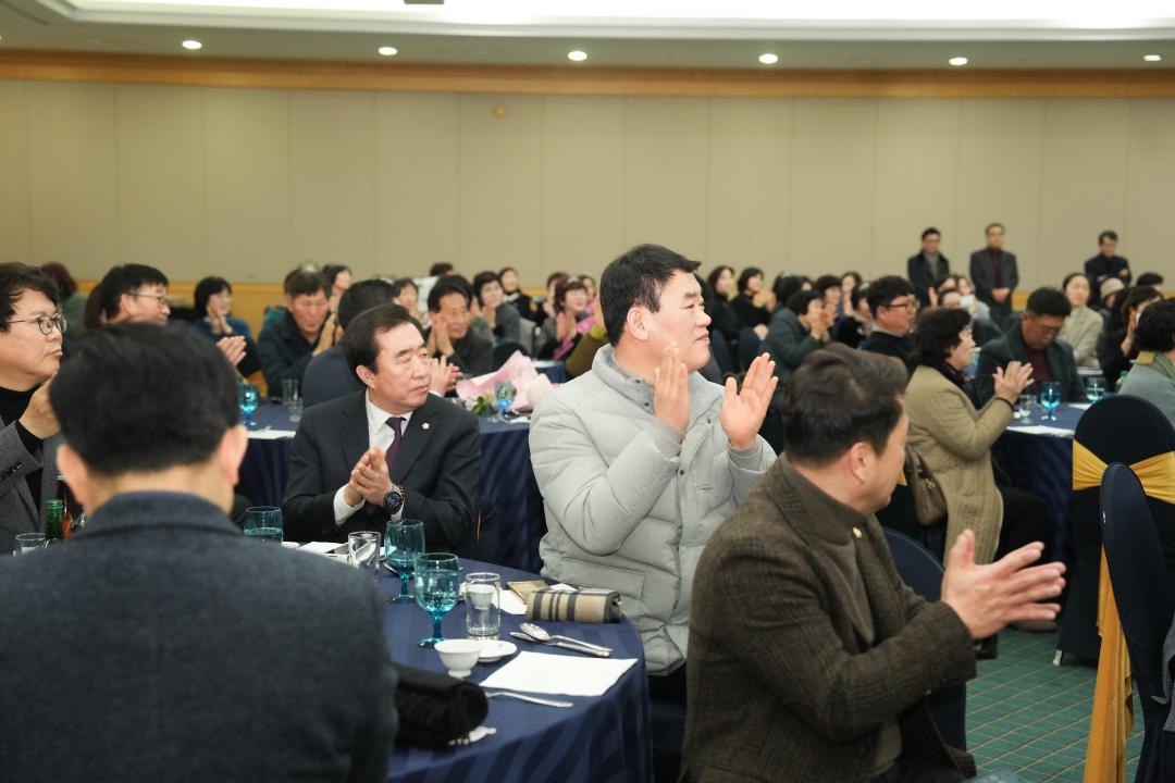 '경주시생활개선회 회장단 이⦁취임식' 게시글의 사진(10) '20250211_경주시생활개선회 회장단 이⦁취임식 (45).jpg'