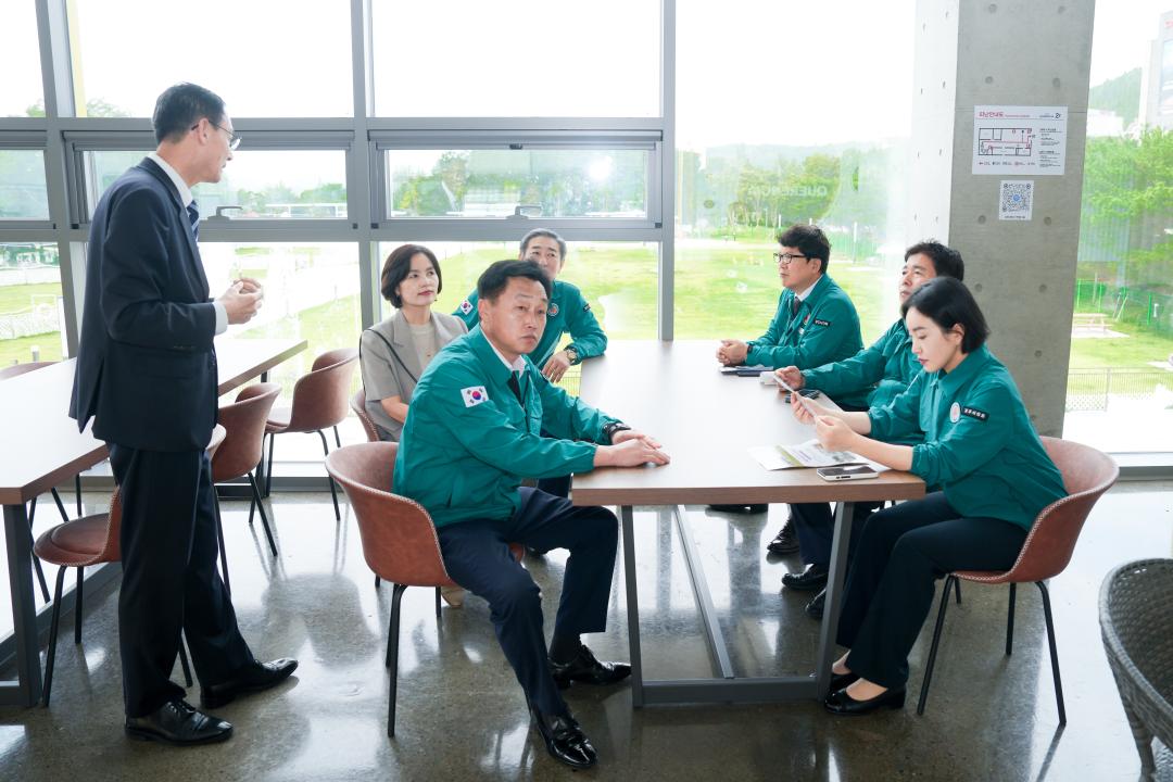 '경제도시현장 방문' 게시글의 사진(10) '20240902-경제산업위원회 현장 방문(더케이게렌시아와 현곡하수 정비 현장)DSC04901 (35).jpg'