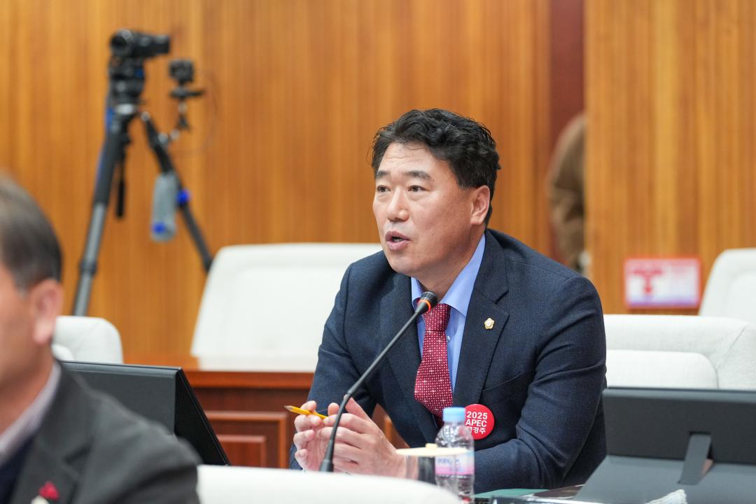 '제279회 경주시의회 제2차 정례회 제3차 본회의' 게시글의 사진(32) '20231220_(0621)_제279회 경주시의회 제2차 정례회 제3차 본회의_DSC06652.jpg'
