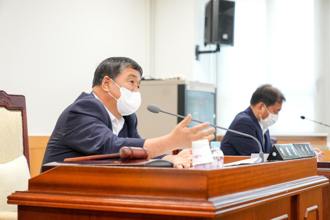 '문화도시위원회 간담회' 게시글의 사진(4) '20220822_(053)_문화도시위원회 간담회_DSC01290.jpg'