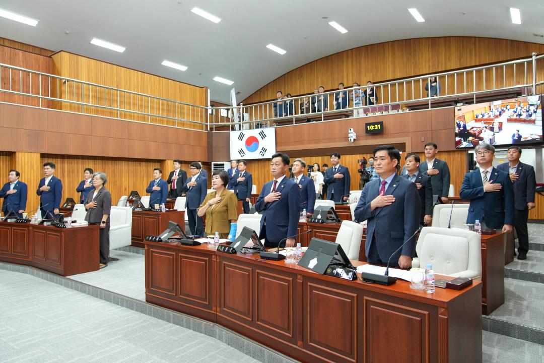 '제284회 경주시의회 임시회 제1차 본회의' 게시글의 사진(2) '20240826_(0006)_제284회 경주시의회 임시회 제1차 본회의_DSC08980.jpg'