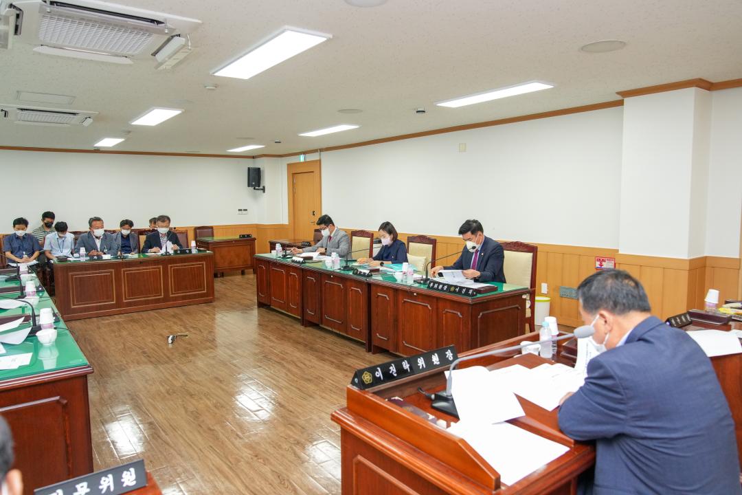 '문화도시위원회 간담회' 게시글의 사진(18) '20220801_(016)_문화도시위원회 간담회_DSC07749.jpg'