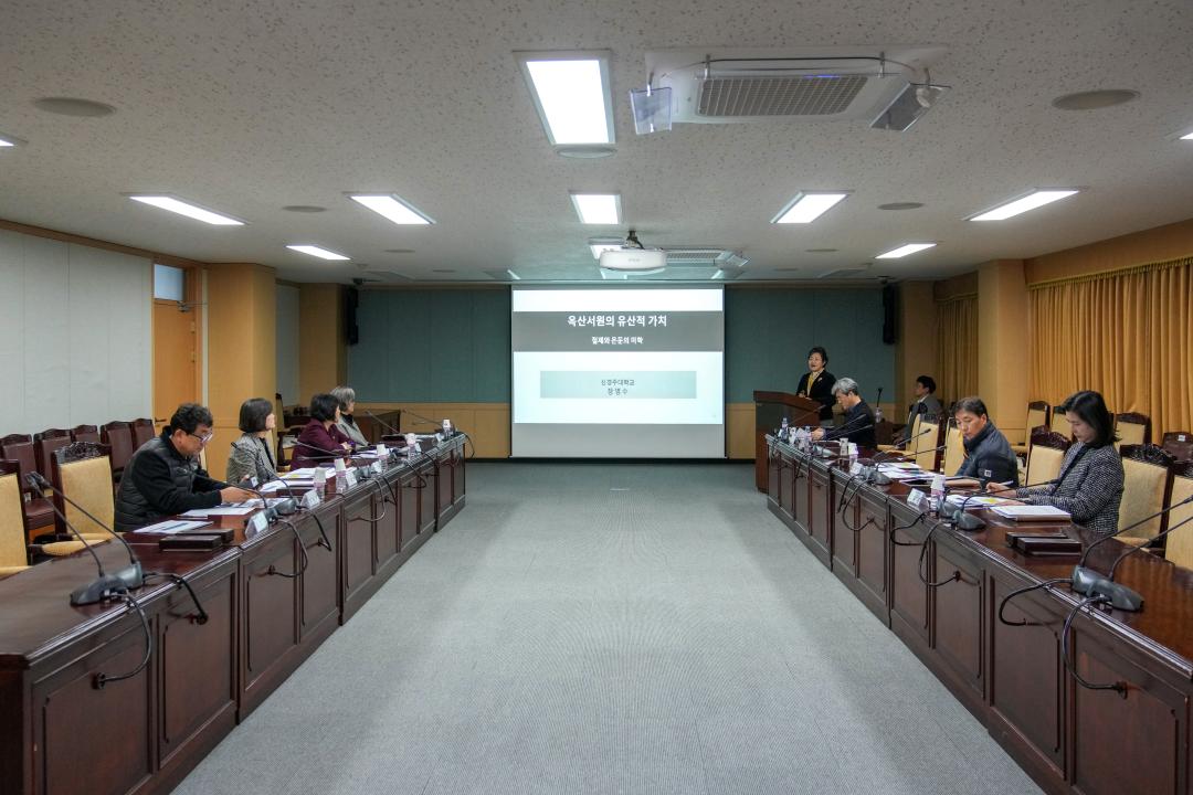 '경주문화가치 발굴선양 연구단체 최종보고회 (옥산구곡 유산가치와 활용 연구)' 게시글의 사진(7) '07 20241128_(0680)_경주문화가치 발굴선양 연구단체 최종보고회 (옥산구곡 유산가치와 활용 연구)_DSC01562.jpg'