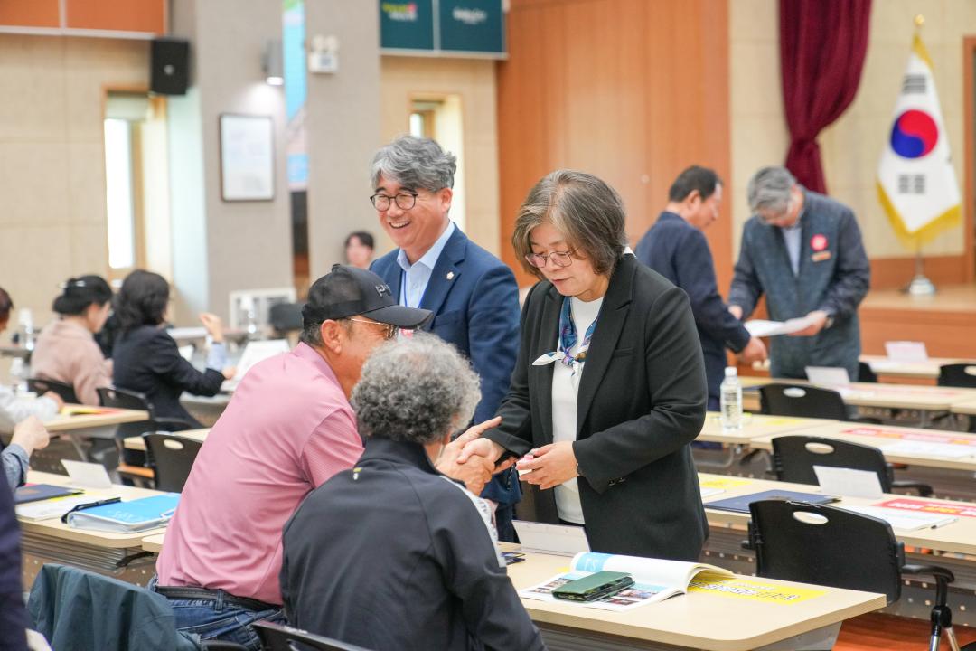 '2024 경주시 주민(마을) 공동체 공모사업 비전선포식' 게시글의 사진(16) '20240416_(0511)_2024 경주시 주민(마을) 공동체 공모사업 비전선포식_DSC03272.jpg'