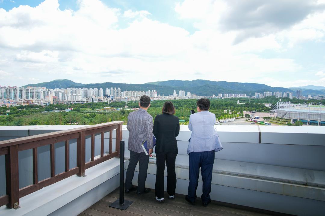 '문화도시위원회 현장방문' 게시글의 사진(25) '20220803_(198)_문화도시위원회 현장방문(예술의 전당)_DSC08709.jpg'