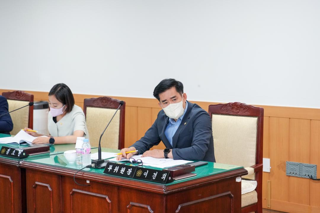 '문화도시위원회 간담회' 게시글의 사진(6) '20220728_(292)_문화도시위원회 간담회_DSC07487.jpg'