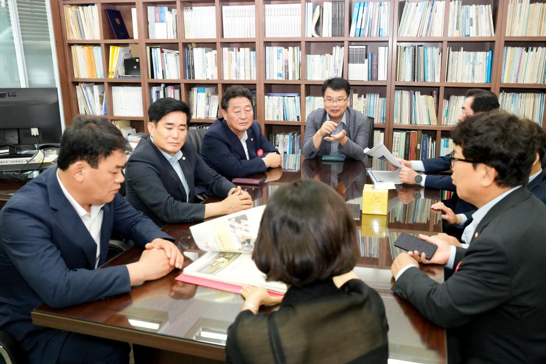 '제9대 후반기 언론사 방문' 게시글의 사진(9) '20240708_ 제9대 후반기 의장단 언론사 방문 9곳 (38).jpg'