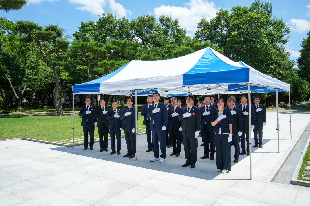 '충혼탑 참배' 게시글의 사진(4) '20240705_(0347)_충혼탑 참배_DSC04766.jpg'