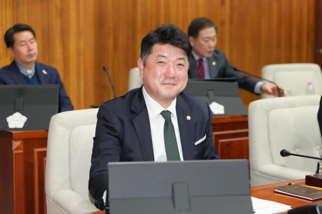 제296회 경주시의회 임시회 중 제2차 본회의